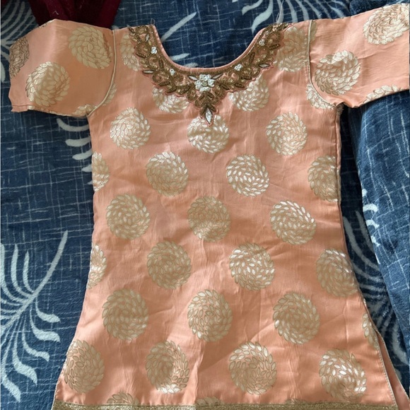 Punjabi suite brand new - Picture 2 of 2